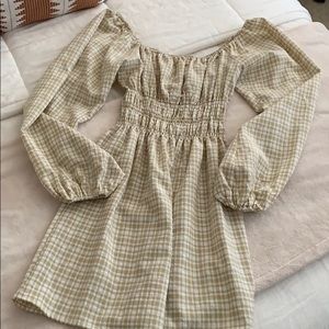 Leyden Puff Sleeve Mini dress. Size S💫💫